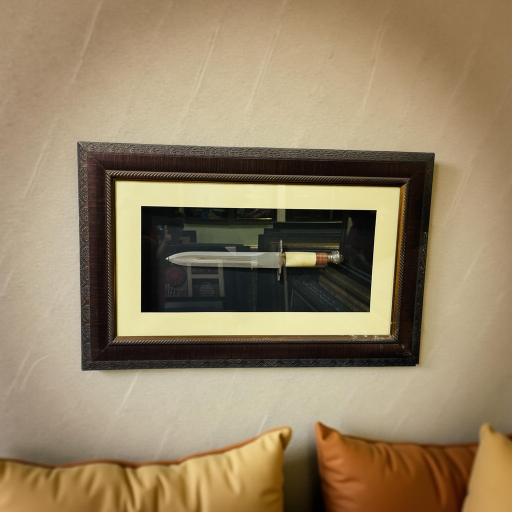 Regal Dagger – Framed Heritage Blade Art