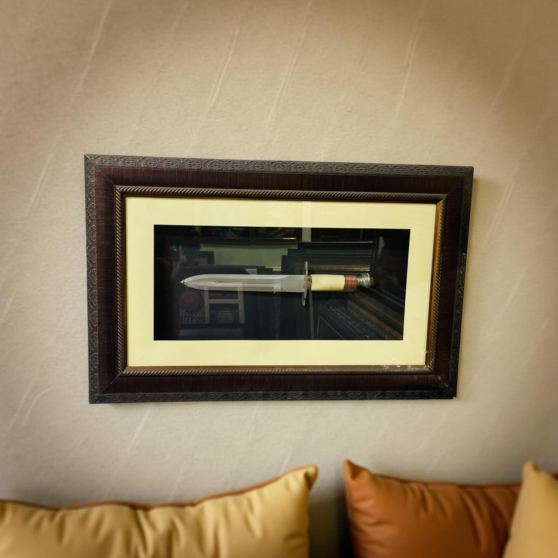 Regal Dagger – Framed Heritage Blade Art