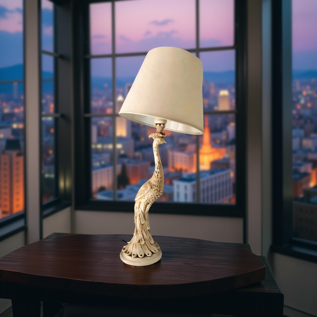 Royal Peacock Lamp – Elegant Table Decor