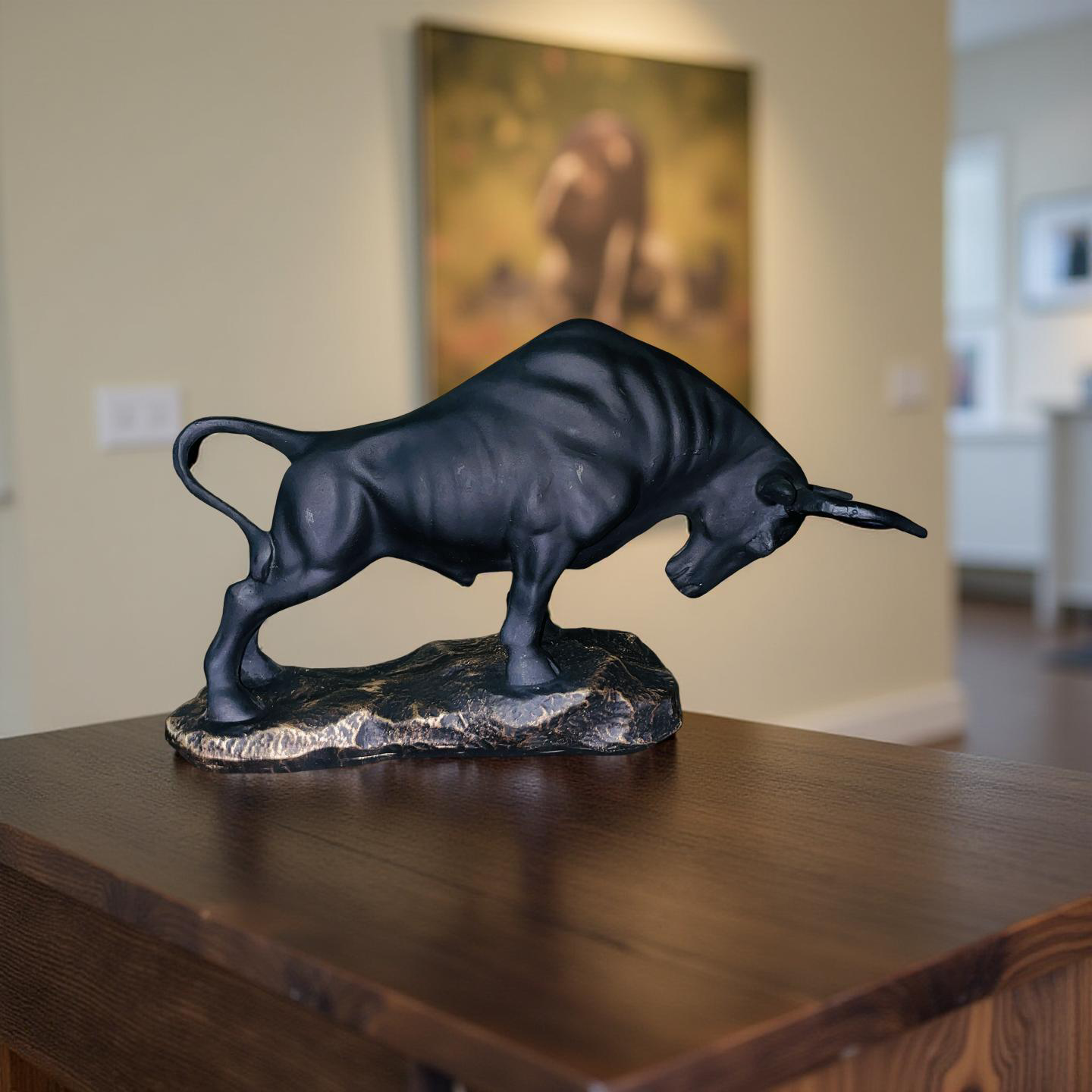 Obsidian Bull – The Bold Charge Sculpture