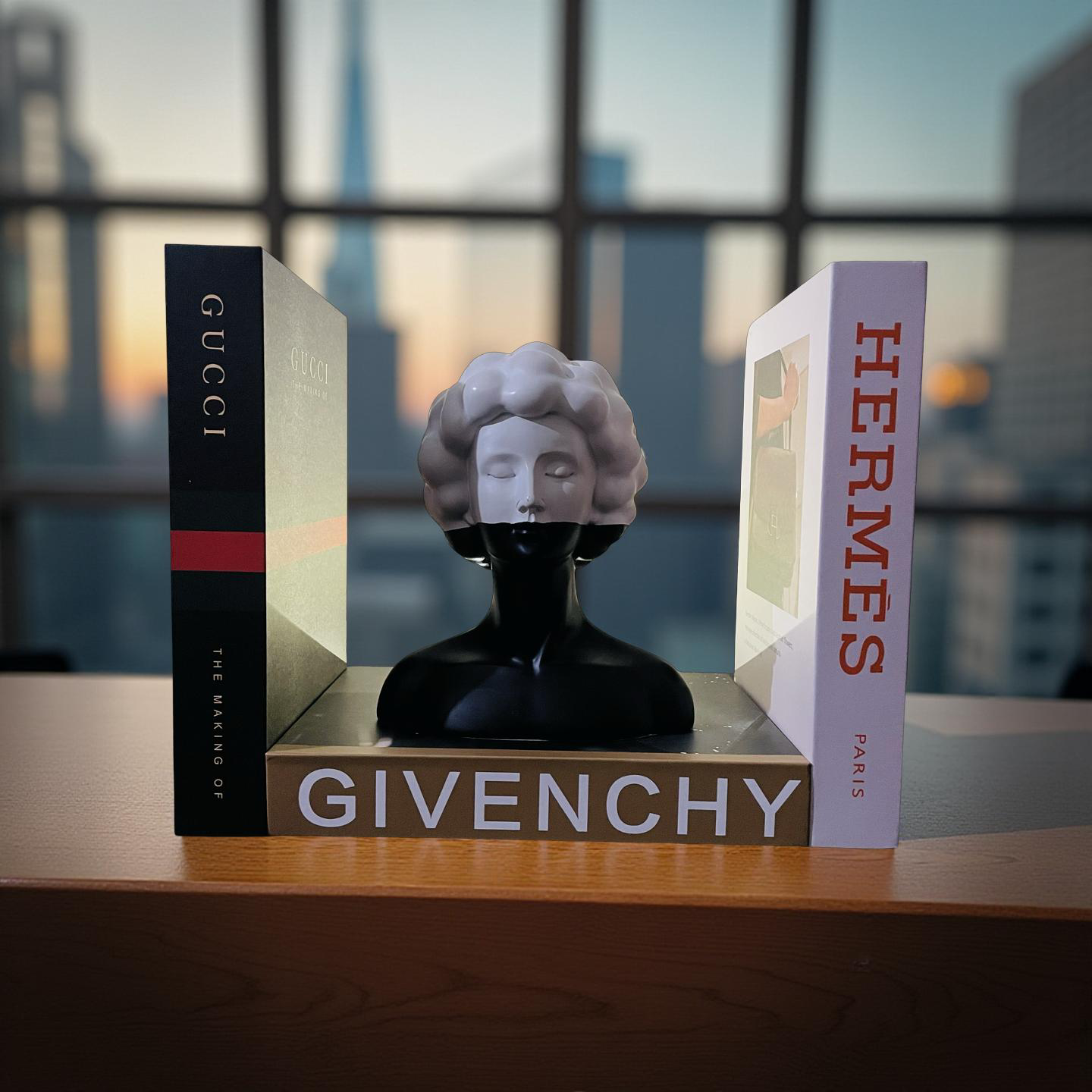 Resin Bust Bookend – Minimalist Face Sculpture