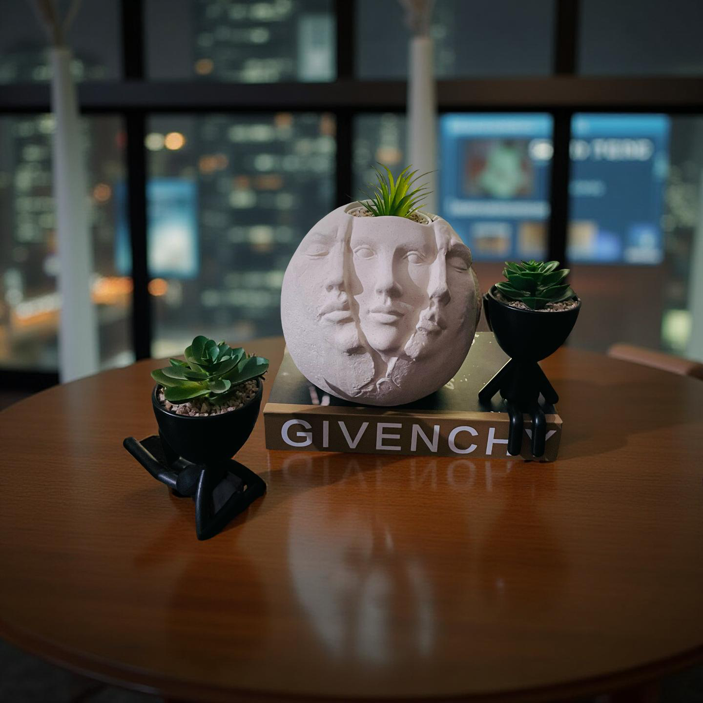Trinity Faces Planter