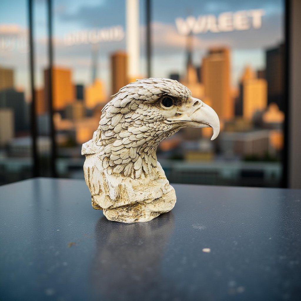 Eagle’s Vigil – Majestic Eagle Head Bust