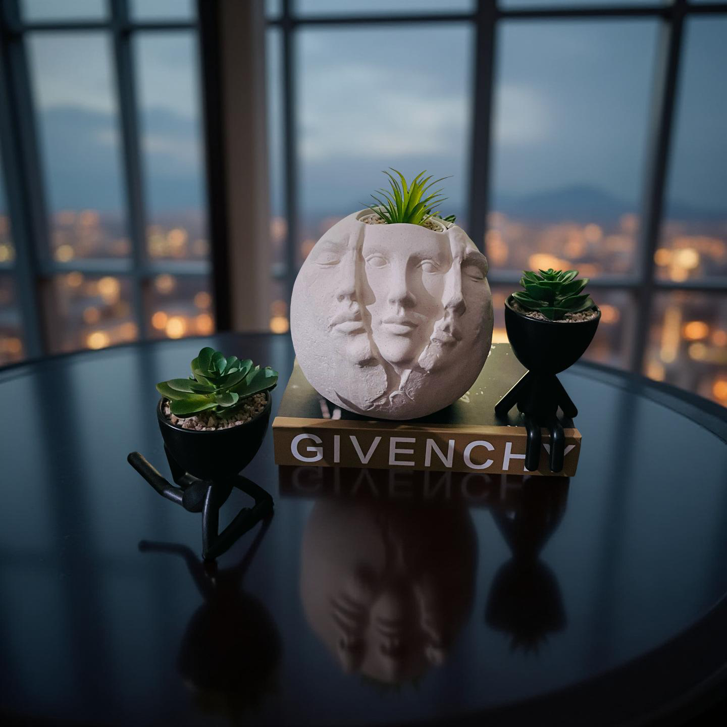 Trinity Faces Planter