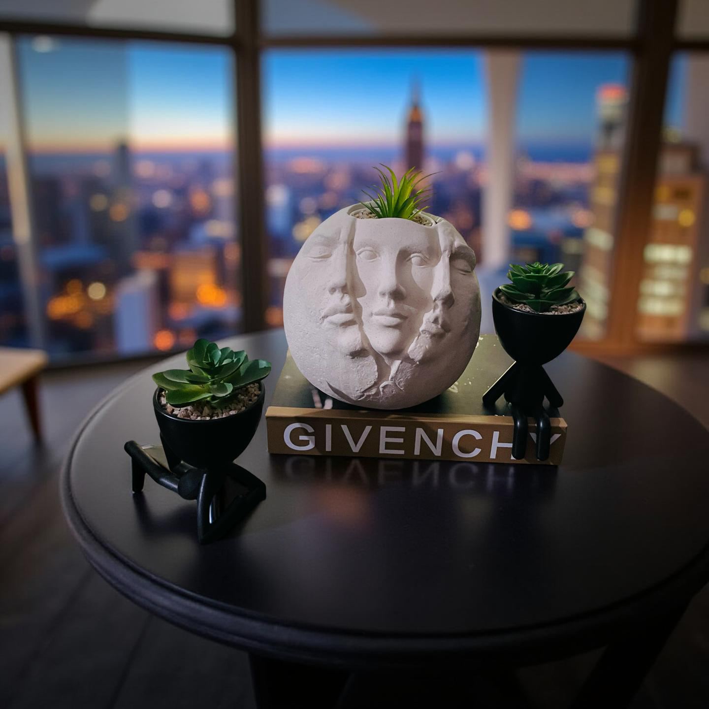 Trinity Faces Planter