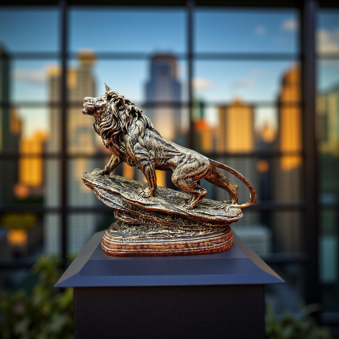 Regal Roar – Bronze Lion Sculpture