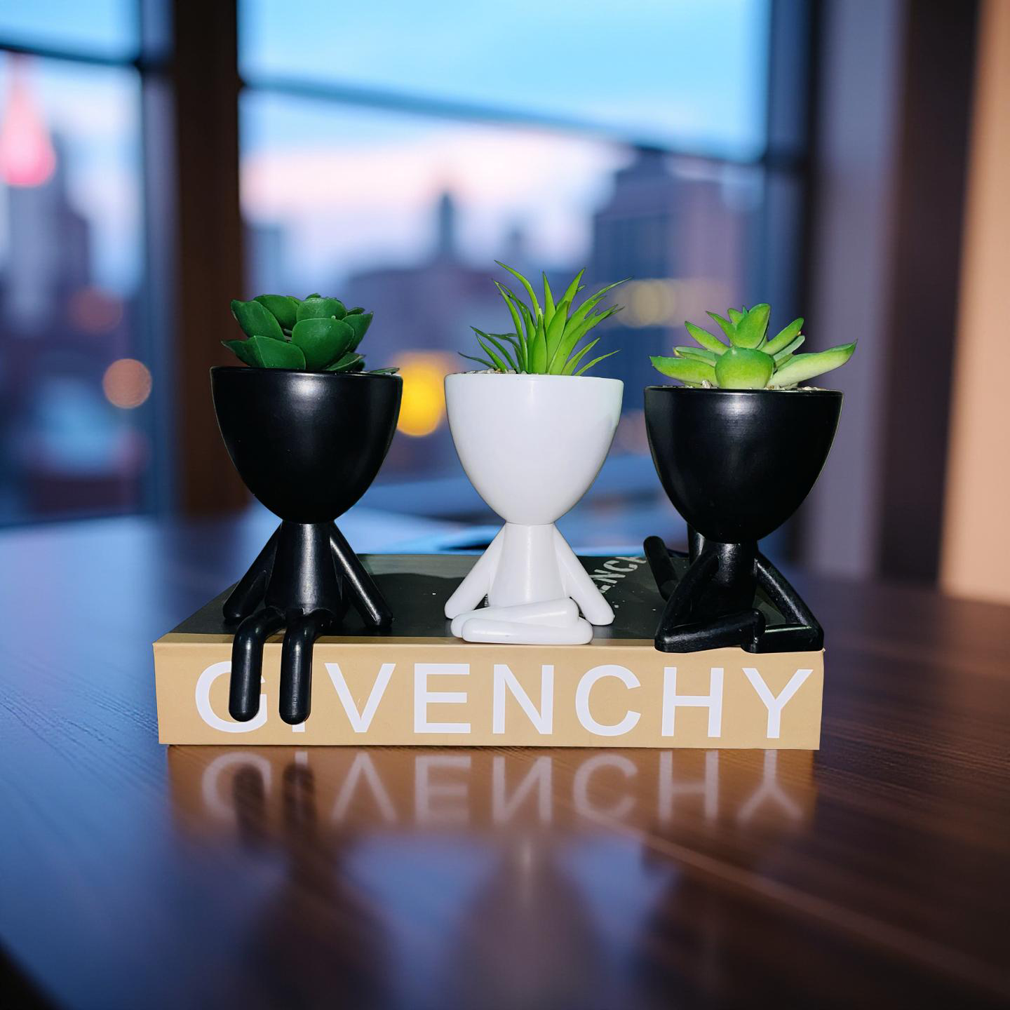 Miniature Sitting Planter Trio – Resin Decor Set